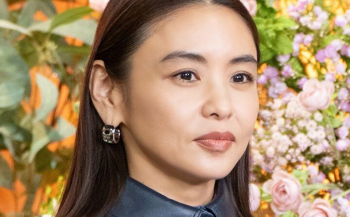 【写真・画像】1児の母・峯岸みなみ「冷凍の餃子を焼くだけとか」日々のリアルな食事を明かす「夫と食事の時間も合わないので」 1枚目