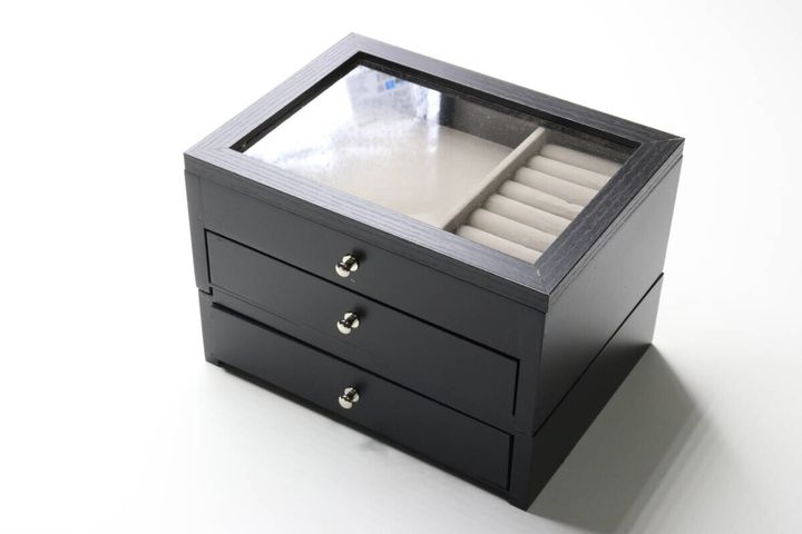 ダイソー アクセサリーBOX（スタッキング用） 積み重ね