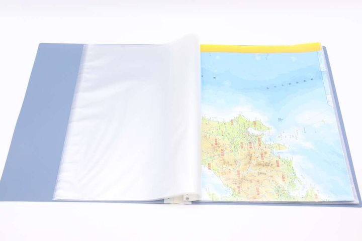 360度折り返せるファイル（A4、BL） 使用例