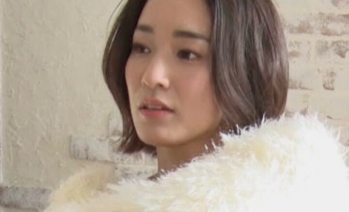 【写真・画像】34歳・自己破産シンママグラドル、4歳娘との“疲れた日の夕食を”公開「晩御飯これですか？」少食っぷりにスタッフも驚き 1枚目