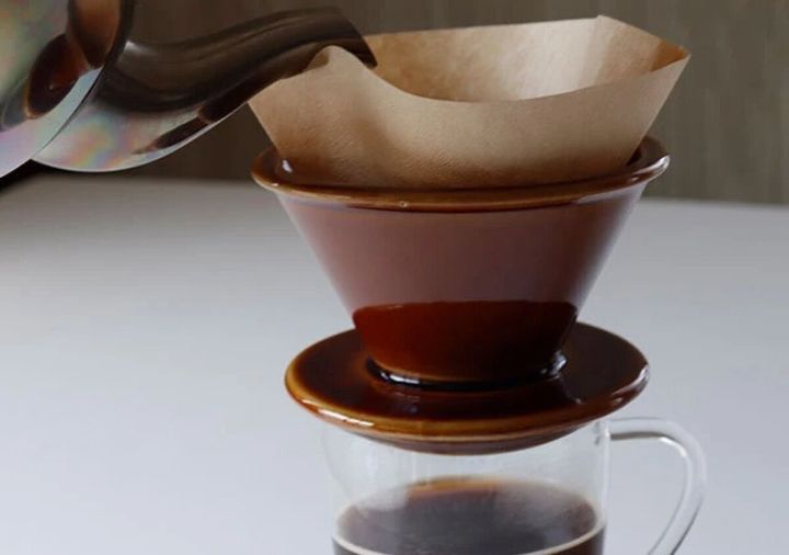 ダイソー コーヒードリッパー（円すい形、ブラウン） 使用例