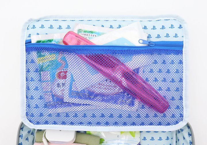 宝島社初代PlayStationマルチケースファスナーメッシュポケット