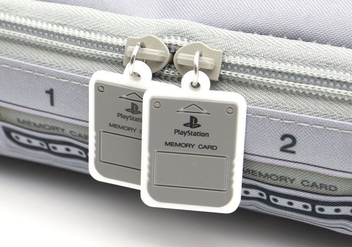 宝島社初代PlayStationマルチケースメモリーカード風