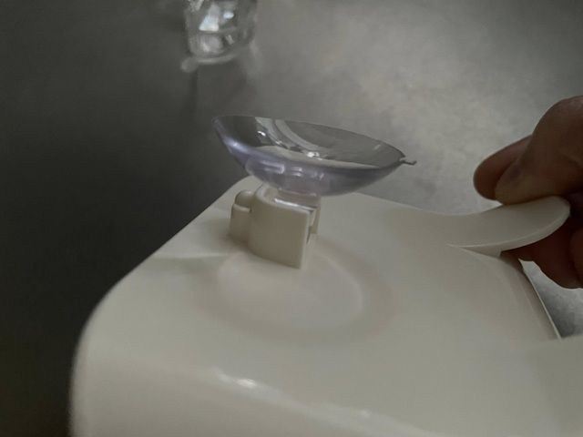 ダイソー しゃもじホルダー 吸盤付しゃもじケース 吸盤