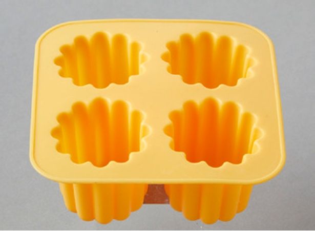 シリコンモールド ミニカヌレ型 (C)megu'cafe／KADOKAWA