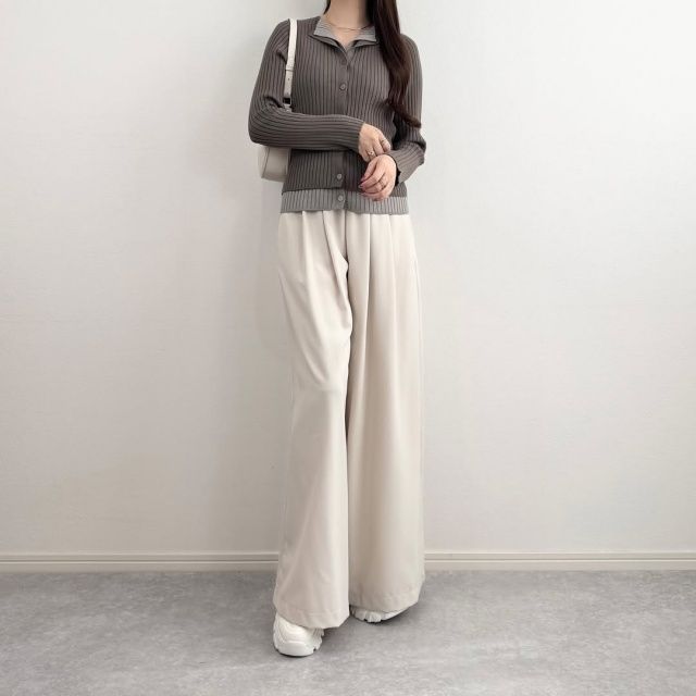 しまむら「配色ニットカーディガン」