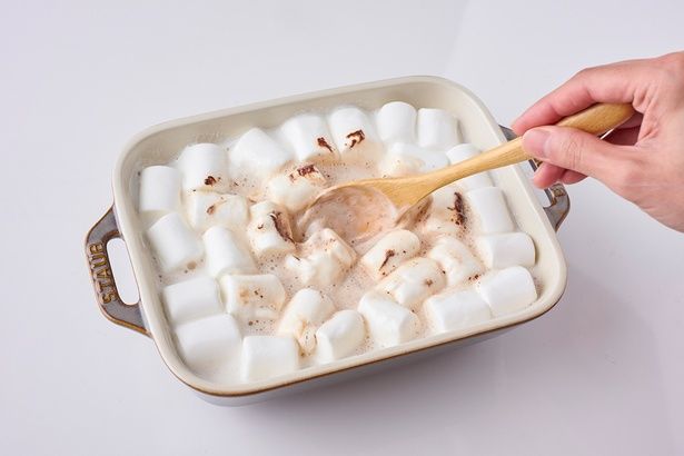 ラップをかけずに電子レンジで2～3分加熱する （C）青木ゆかり（♪♪maron♪♪）／KADOKAWA