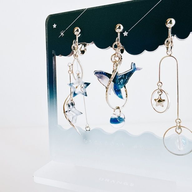 ORANGE(オランジェ)さんの作品「星屑のクジラ 耳飾り」(4800円)