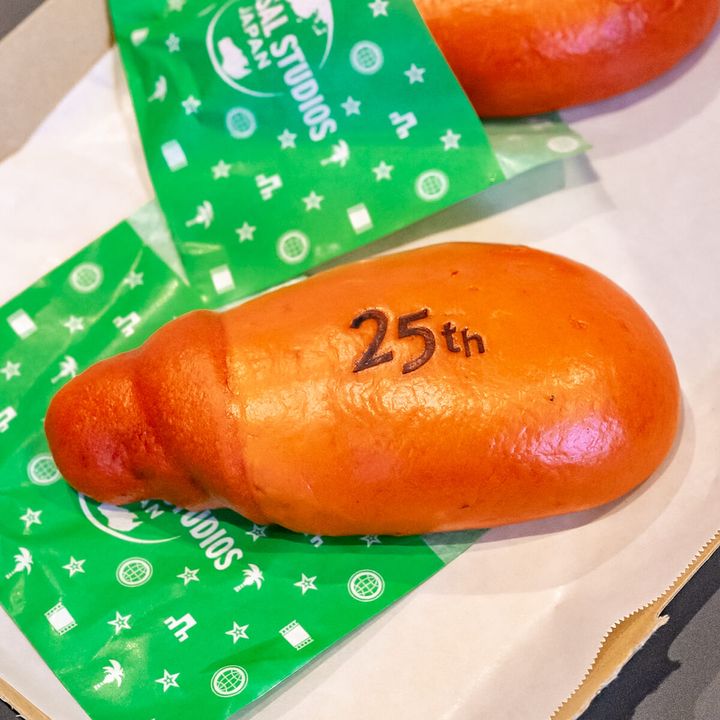 ユニバーサル・スタジオ・ジャパン／フードカート「25周年限定食べ歩きフード」2