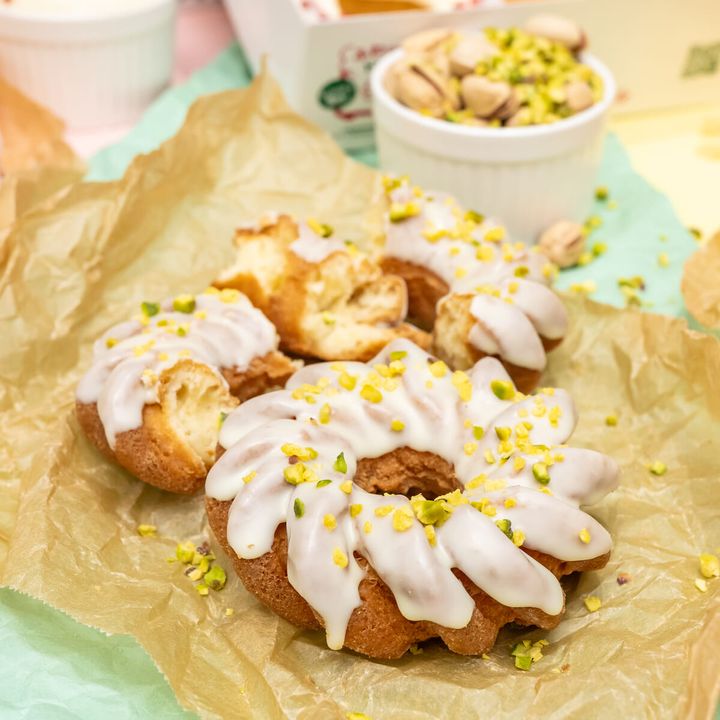 ピスタチオ ホワイト チョコ クルーラー 