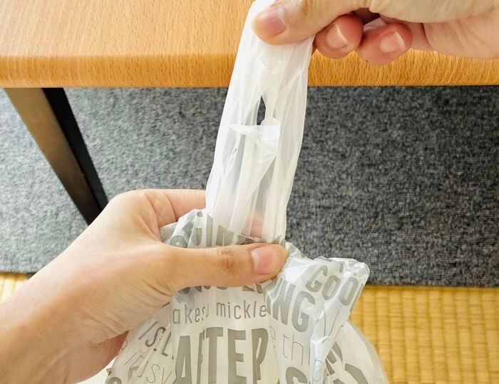 セリアで大当たり！〈ナゾの形〉が大活躍♪捨てるときまで快適な優秀袋の正体