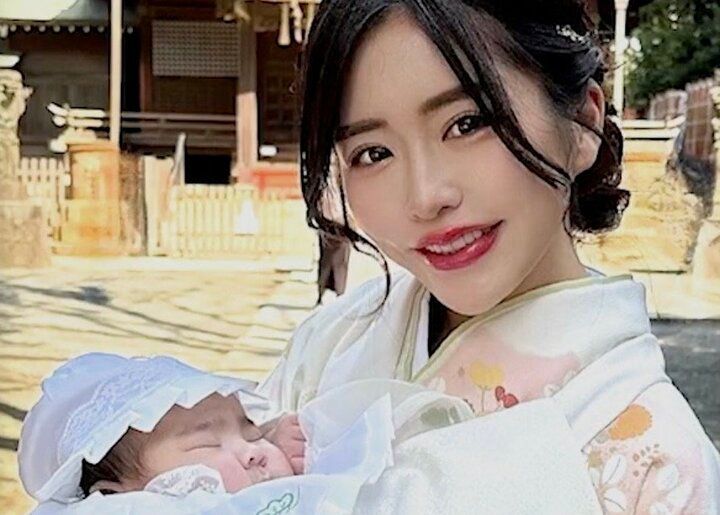 【写真・画像】「寝る時に子どもが…」39歳シンママ美女が思わず涙した娘の言葉「いなくてごめんね」 1枚目