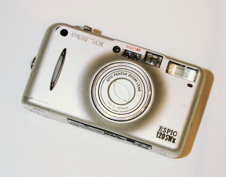 ダンス＆ボーカルグループ「THE JET BOY BANGERZ（TJBB）」TAKIさんのベストバイ PENTAXのフィルムカメラ
