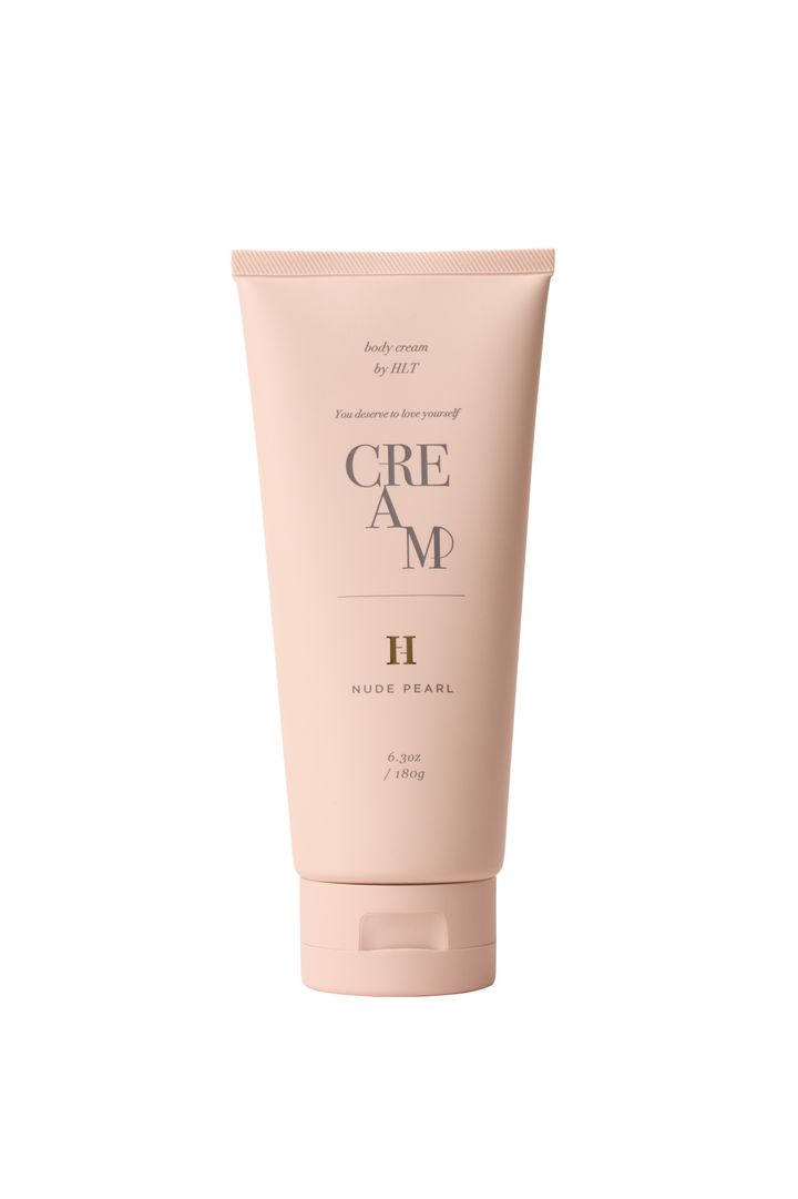 Her lip to BEAUTY SENSUAL RICH BODY CREAM- NUDE PEARL ￥4,300