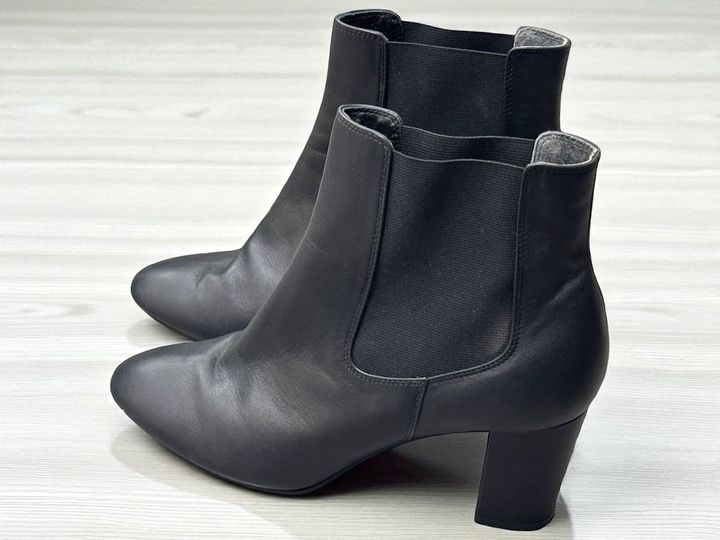 せっかく買ったブーツだからこそ、いい状態で長く履きたいものです。しかし、間違ったお手入れ方法はブーツの寿命を縮めてしまいます。今回は、やってはいけない「ブーツのお手入れ方法」と正しいお手入れ術をご紹介します。