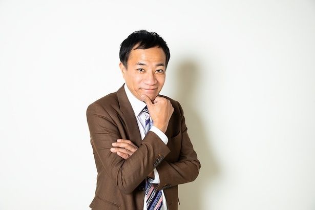 義父との生活をつづったエッセイ本がコミック化されたナイツ・塙宣之さん 撮影＝大塚秀美