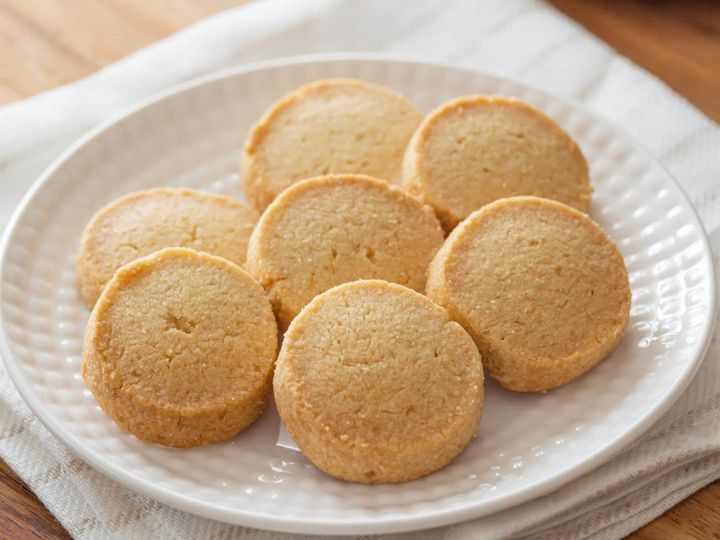 All About ニュース編集部が全国250人を対象に実施した「お土産に関するアンケート」の調査結果から、もらったらうれしい「千葉県のお土産」ランキングを発表！ 2位「チーバくんサブレー」を抑えた1位は？※画像はイメージです ※画像はイメージです