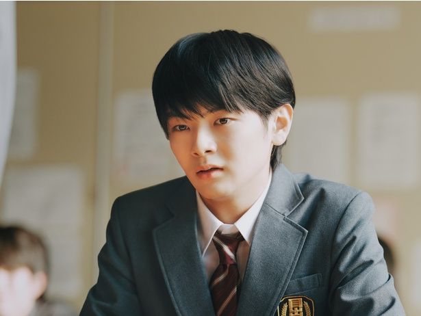 家族に振り回される長男・光太郎役の齋藤潤さん。困惑の表情が原作ファンから「完璧な再現」と話題に