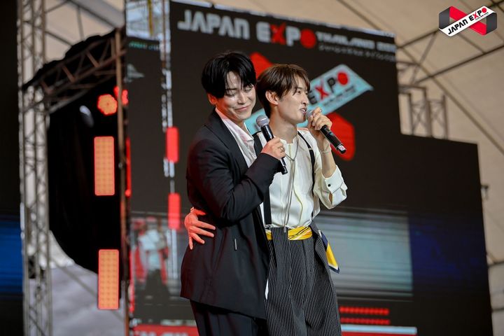 向井康二＆亀梨和也、タイの授賞式で「今年は一緒に何かやりましょうか？」と笑顔の約束