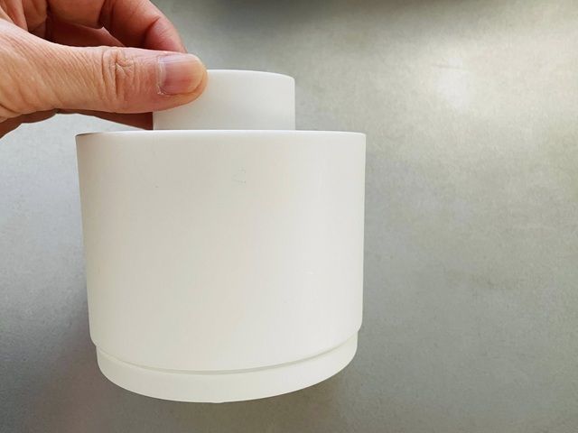 ダイソー 回転できる収納ケース 高さは約8cm