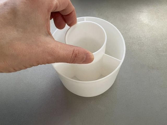 ダイソー 回転できる収納ケース 360度回転する