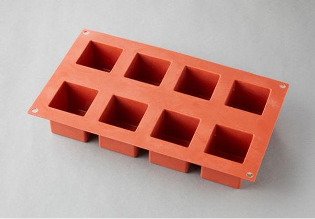 5×5cmのシリコンモールド スクエア型 8個分 (C)megu'cafe／KADOKAWA