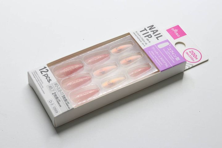 ダイソー ネイルチップ ピンク オーロラ