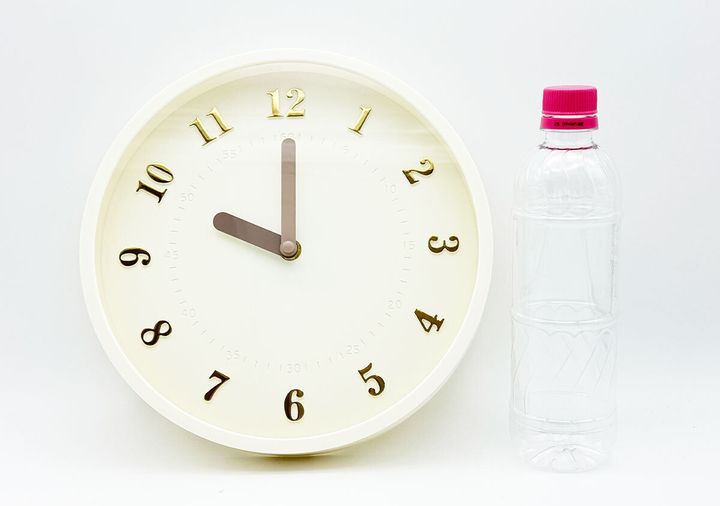 ダイソー掛け時計25cmサイズ感