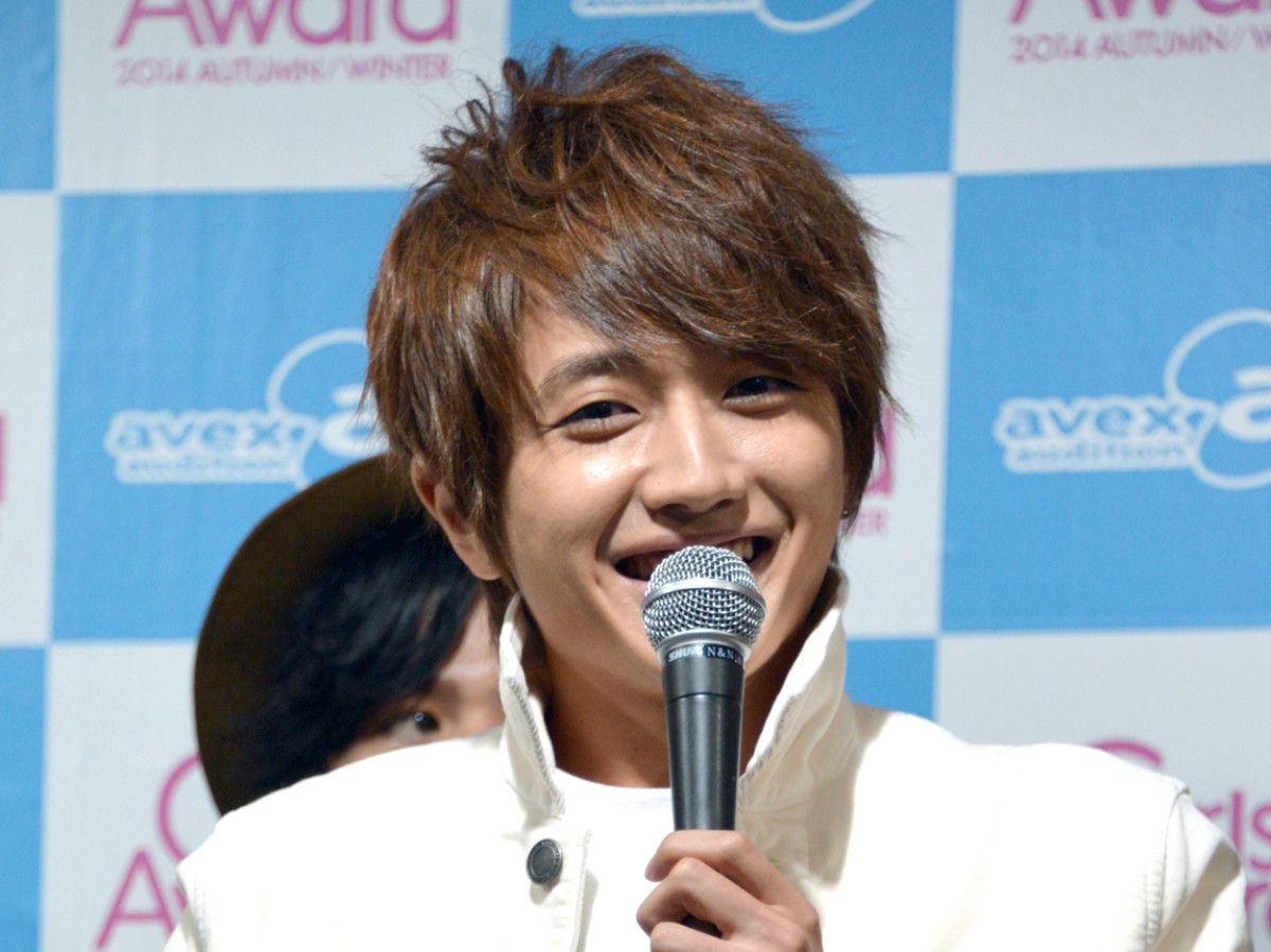 西島隆弘、AAAを脱退 喉の治療に専念 | TRILL【トリル】