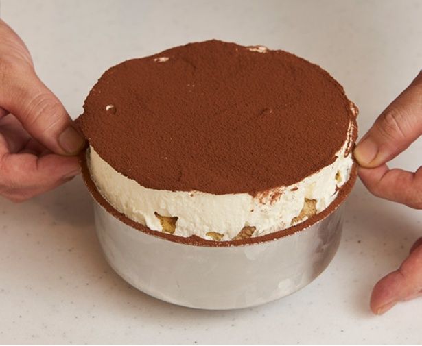 型から外す (C)ペペとシェフ夫／KADOKAWA