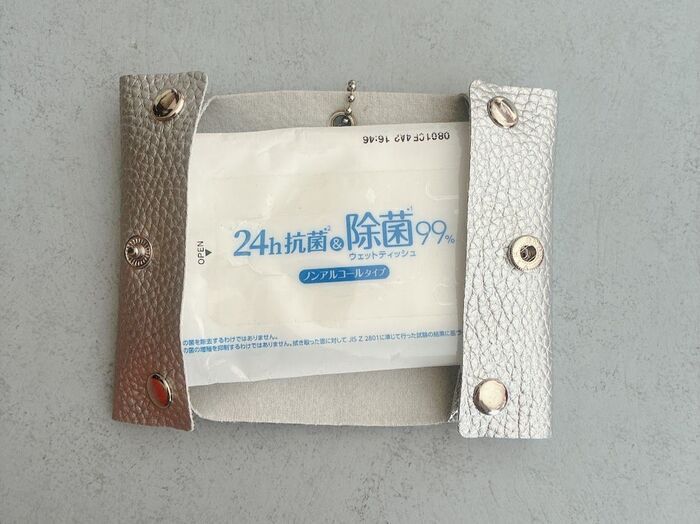 【セリア】中身を入れ忘れた！？何もない〈スカスカな謎ケース〉の正体が天才すぎた♡