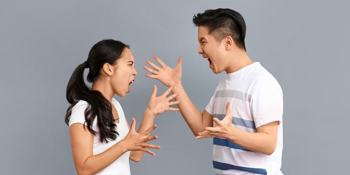 なぜ議論が通じないのか──陰謀論が「世界の土台」になる瞬間