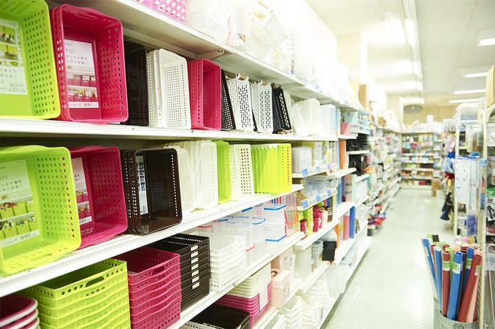 100円ショップ、どのくらいの頻度で利用している？