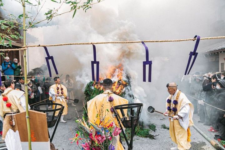 常光円満寺 吹田の火祭 柴燈大護摩 炎
