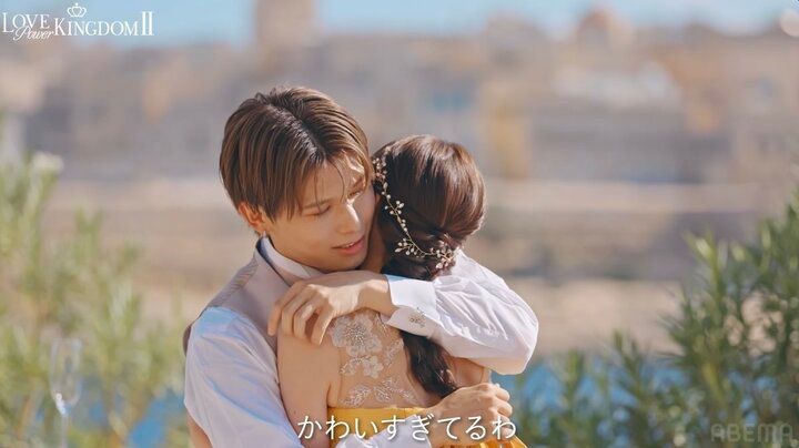 【写真・画像】出会った初日にチュッ！美脚すらりな31歳レースクイーン、イケメン内科医とゼロ距離密着で大胆アプローチ「仲良くしてください」 3枚目