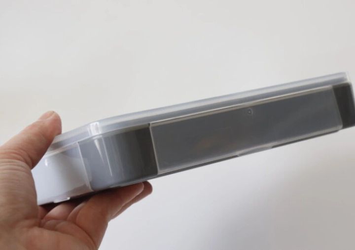 ダイソー 抗菌薄型お弁当箱（600mL） 薄型