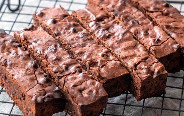 ほぼ焼きチョコ （C）ぼく／KADOKAWA