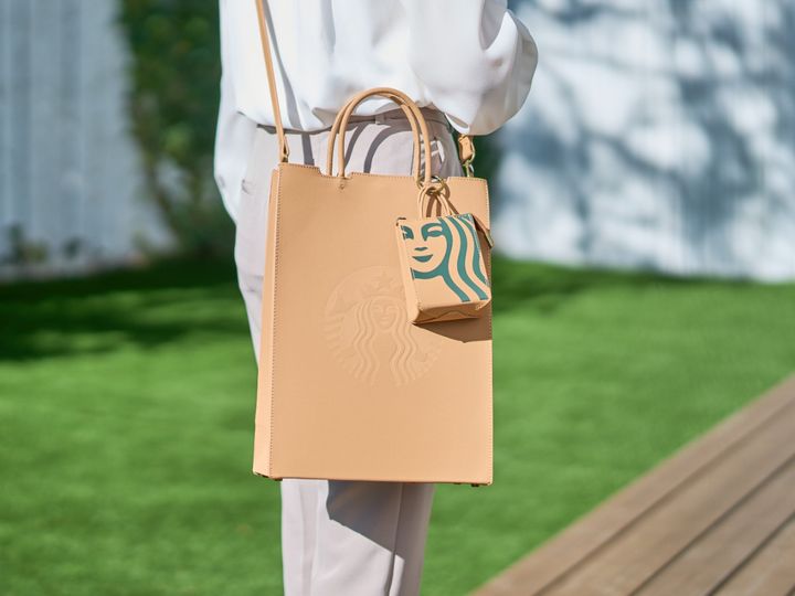 「スターバックス マイカスタマイズジャーニーセット」（税込 1万9000円） width=