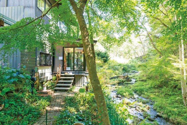 Café 水のほとり