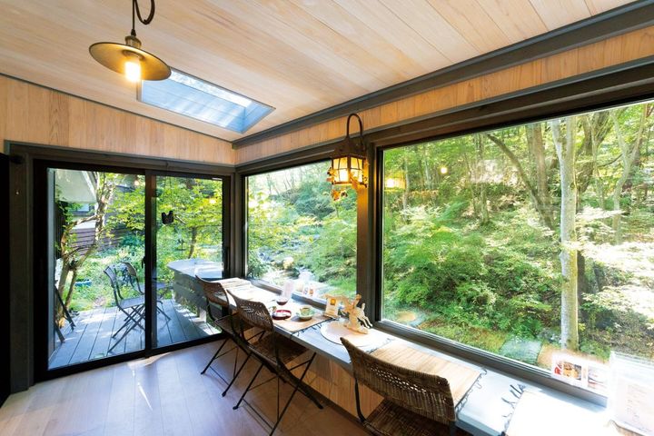 Café 水のほとり