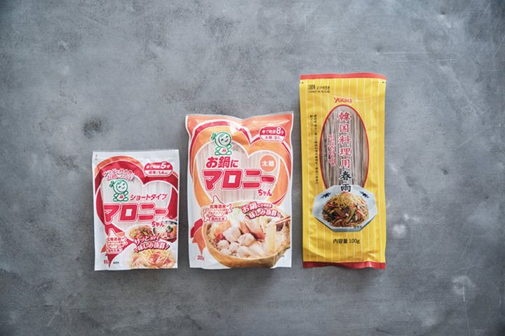 濃厚な味わいのメニューには、太めの韓国春雨やでんぷん麺がよく合う！