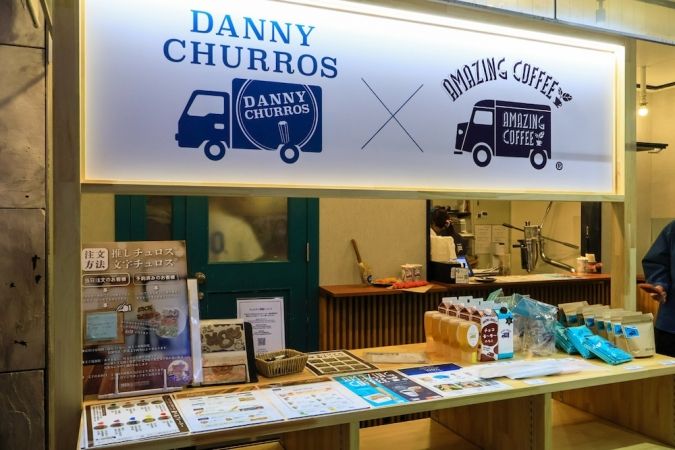 DANNY CHURROS produced by AMAZING COFFEE 外観