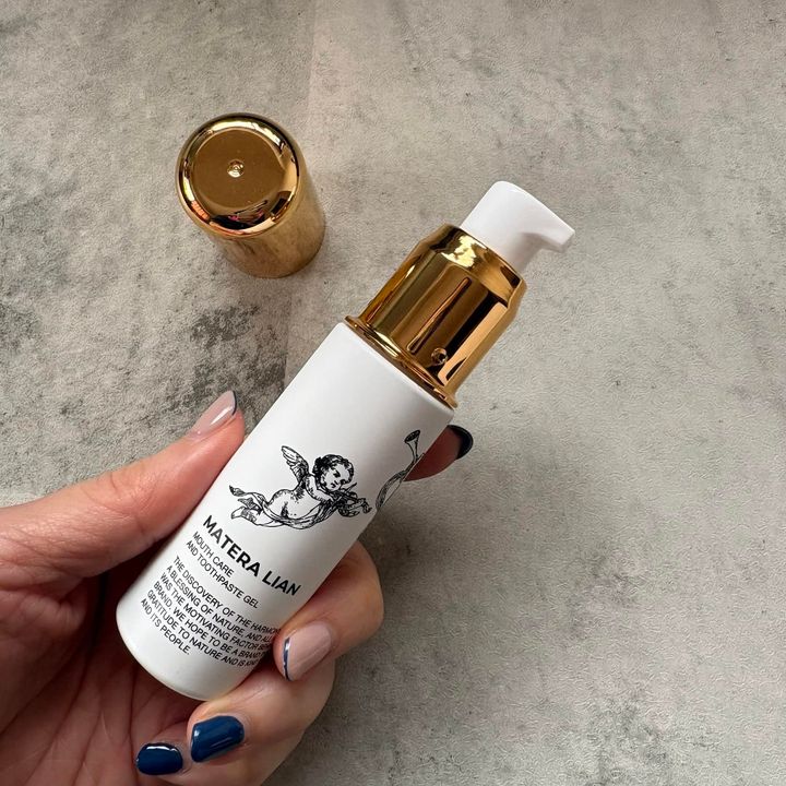 マテラリアンのジェル状歯磨き粉、マウスケア アンドトゥースペーストジェル