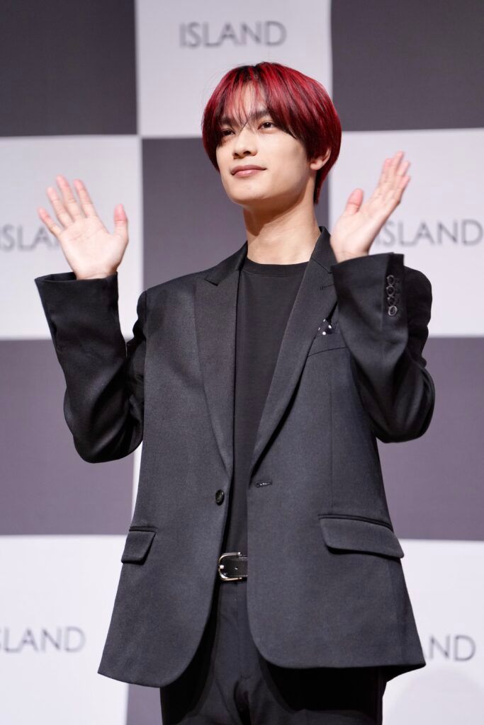 イメージキャラクター2年目となる高橋さんは新CMのお披露目に際し「変な気持ちになりますね。客観視できない。ムズムズした」と照れ笑いを浮かべました。