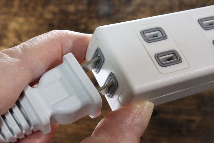 ダイソー 防水パッキン 水・ホコリの侵入をガード 3個口安全タップ 使用例