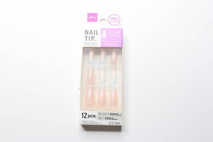 ダイソー ネイルチップ（GH-1、12枚） パッケージ