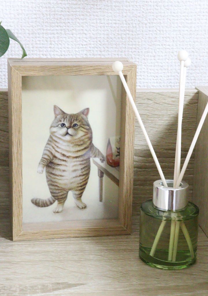 ダイソーのお洒落なボールスティックディフューザー（50mL、ウッド）