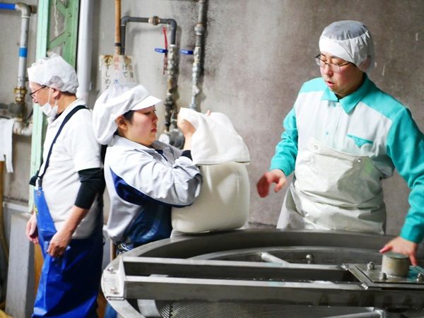 広島県呉市の三宅本店、年に一度仕込む春の酒「千福 花の奏(かなで)純米大吟醸新酒」数量限定発売！