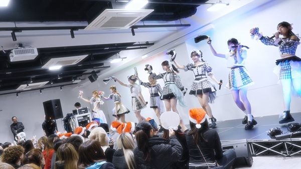 【大阪府大阪市】大阪美容専門学校×カラフルスクリームの「ヘアメイク＆ライブパフォーマンス」開催