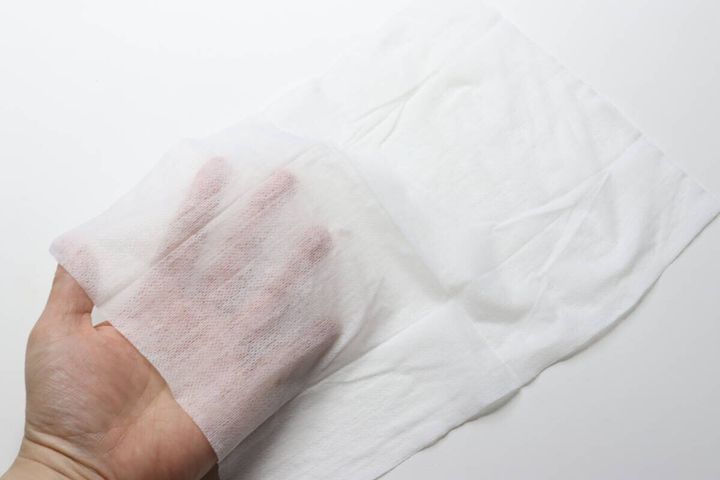 ダイソーのガラス＆家電用クリーナーのシートのサイズ